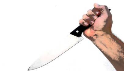 Police launch manhunt for wife over alleged stab attack on husband 5 stabbed e1487605691278