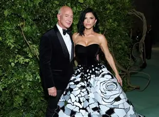 Jeff Bezos-Lauren Sanchez's Wedding: Most Extravagant, Controversial Holds in Venice 3 image 21